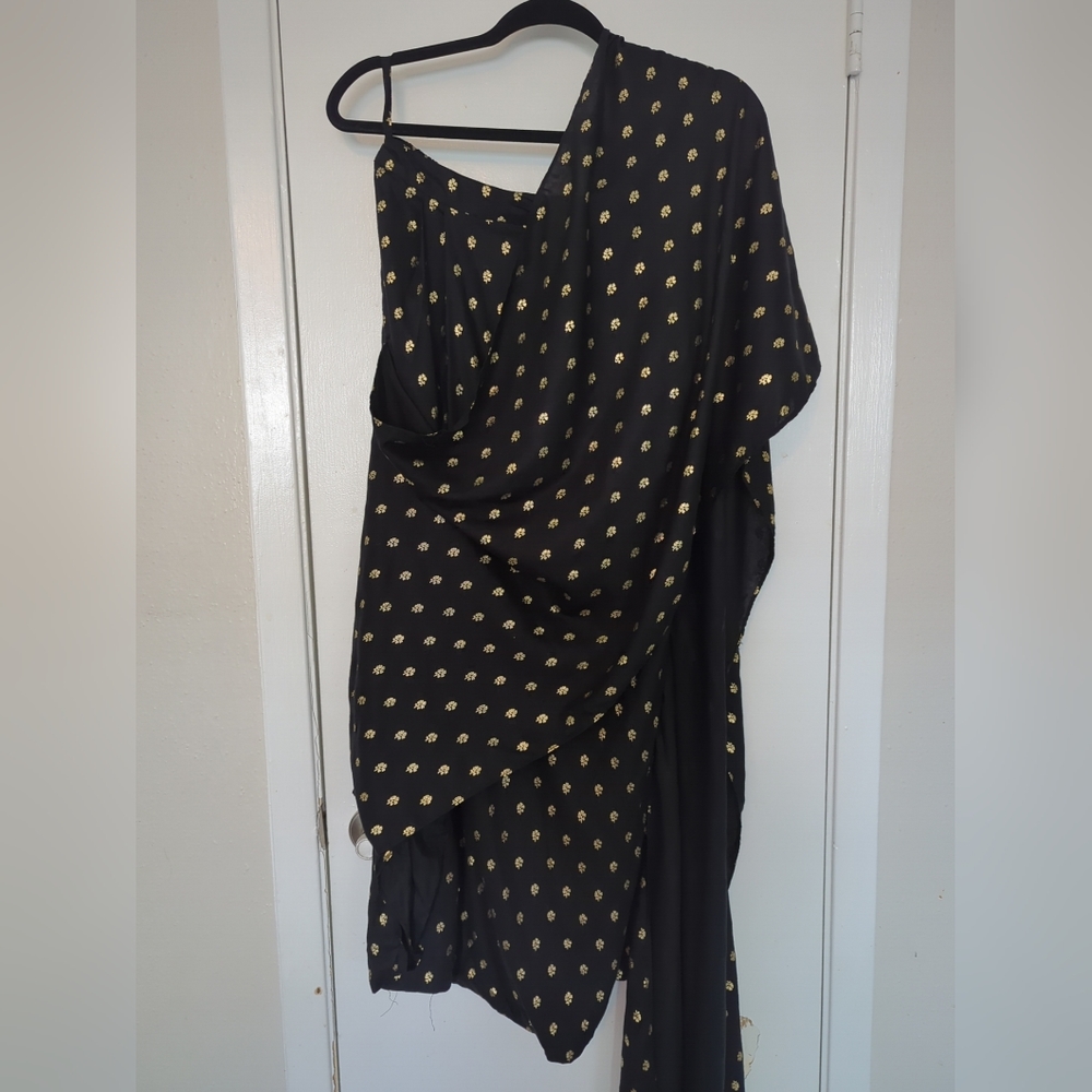 Global Desi Harem Pants Black With Gold Pattern Size S/M Viscose Material